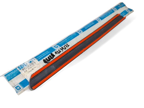 Friso Moldura Kadett Ld Primer 96/98 93239272 - Imagem 2
