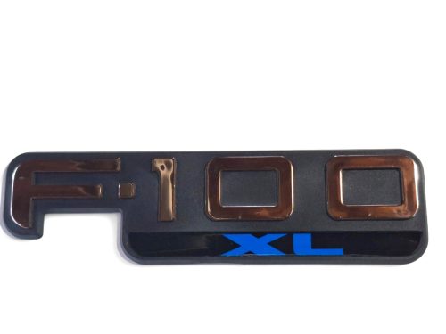 Emblema F-100 Xl 99/00 Preto/cromo 10603 22x6cm