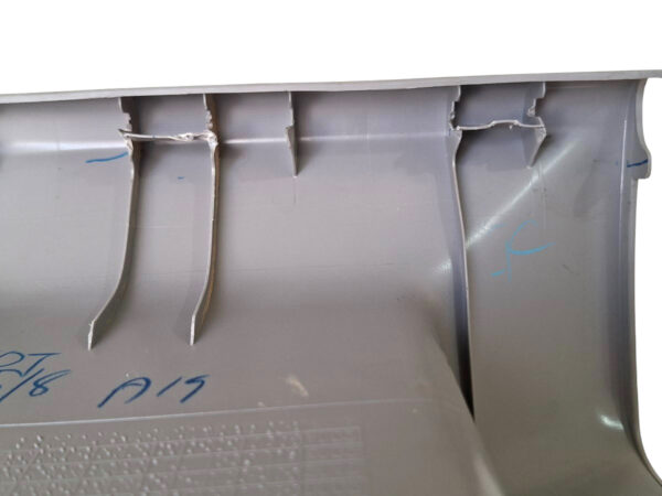 Acabamento Moldura Coluna Inf. LD L200 Triton 08/15 MN166950 - Imagem 6