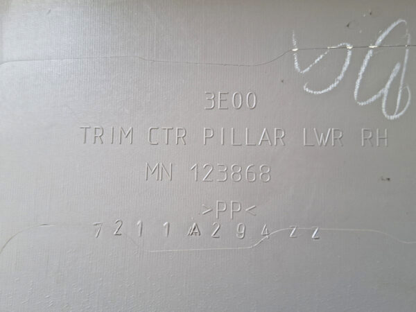 Acabamento Moldura Coluna LD L200 Triton 08/15 Mn123868 - Imagem 5