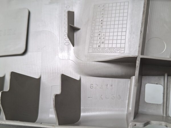 Acabamento Moldura Coluna LD Hilux 06/11 624110k030 - Imagem 5