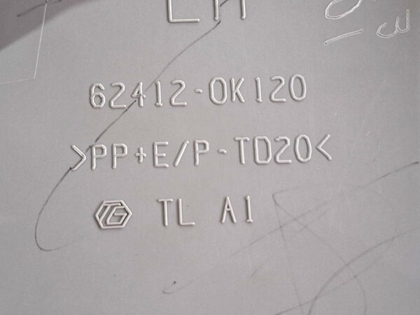 Acabamento Moldura Coluna LE Hilux 16/20 624120k120 - Imagem 5