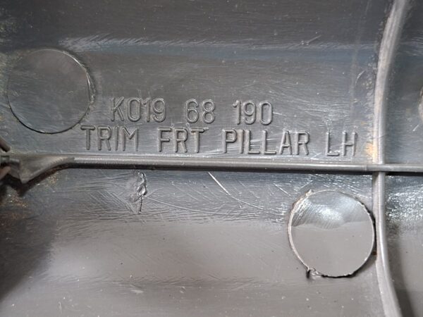 Acabamento Moldura Coluna LE Kia Sportage 98/00 k01968190 - Imagem 5