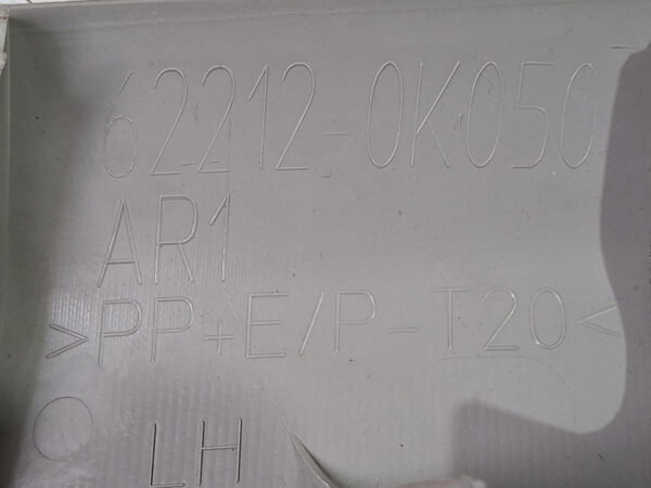 Acabamento Moldura Coluna Le Hilux 06/15 622120K050 - Imagem 5
