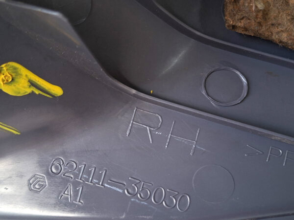 Acabamento Moldura Coluna LD Hilux 96/04 6211135030 - Imagem 5