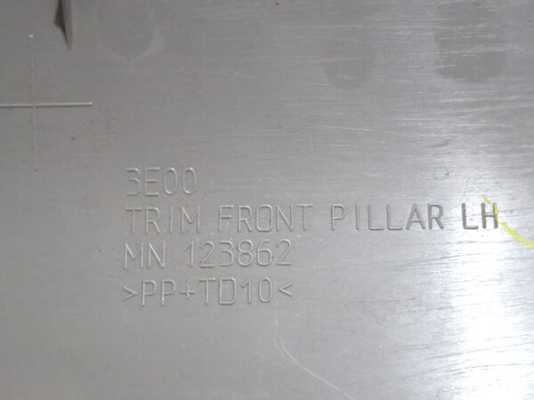 Acabamento Moldura Coluna LE L200 Triton 08/15 MN123862 - Imagem 5