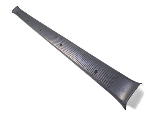 Soleira Porta-malas Hilux SW4 97/02 5857335010