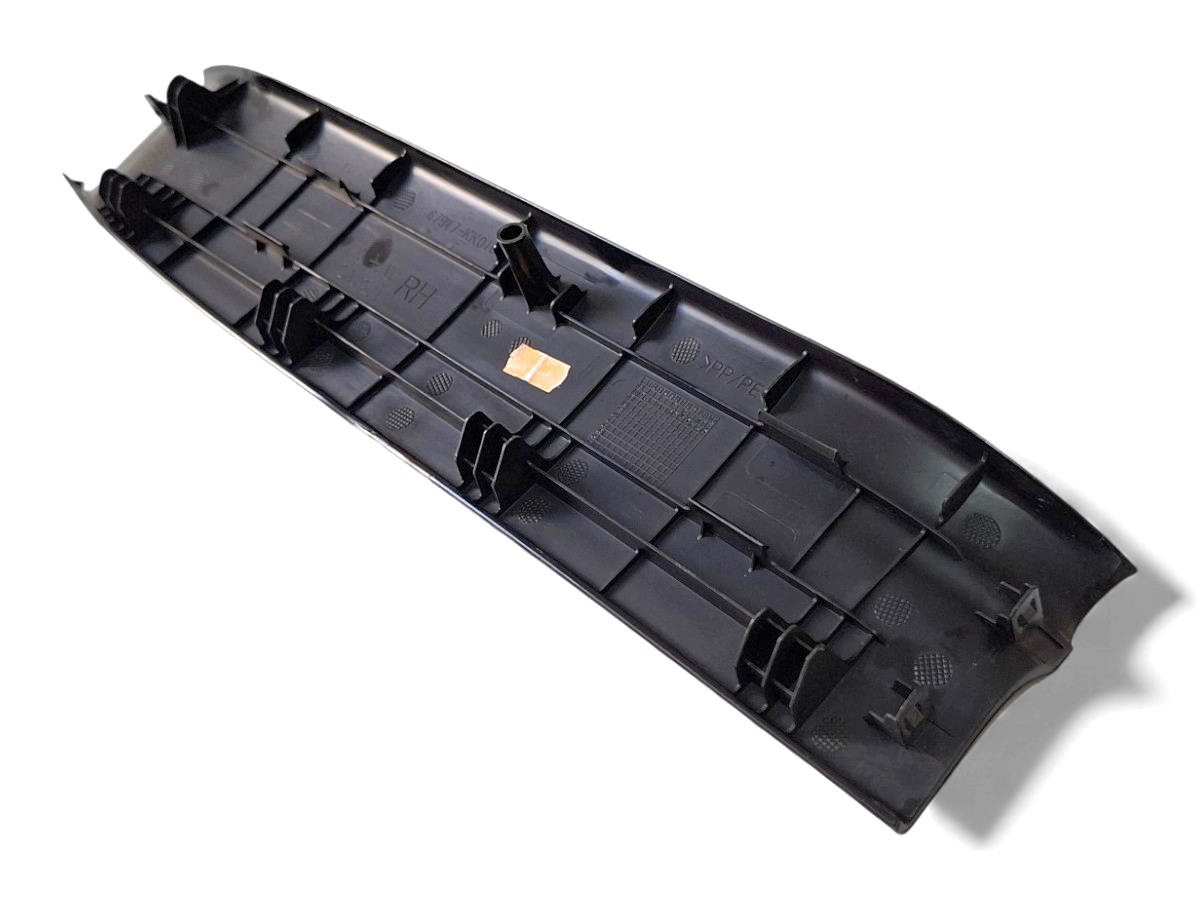 Soleira Porta T/ld Hilux 16/20 67917kk010 Preto - Imagem 4