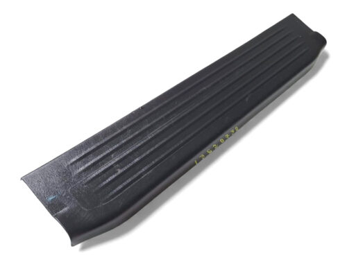 Soleira Porta D/le Hilux 06/15 679140k030 Preto