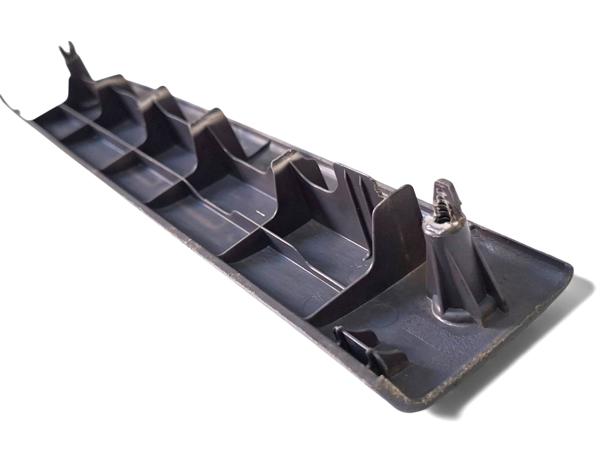 Soleira Porta T/ld Hilux Sw4 97/02 6791735010 Cinza - Imagem 4