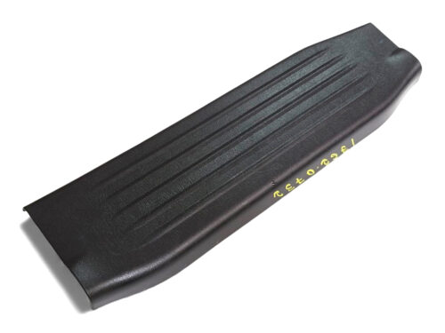 Soleira Porta T/le Hilux 06/15 679180k030 Preto