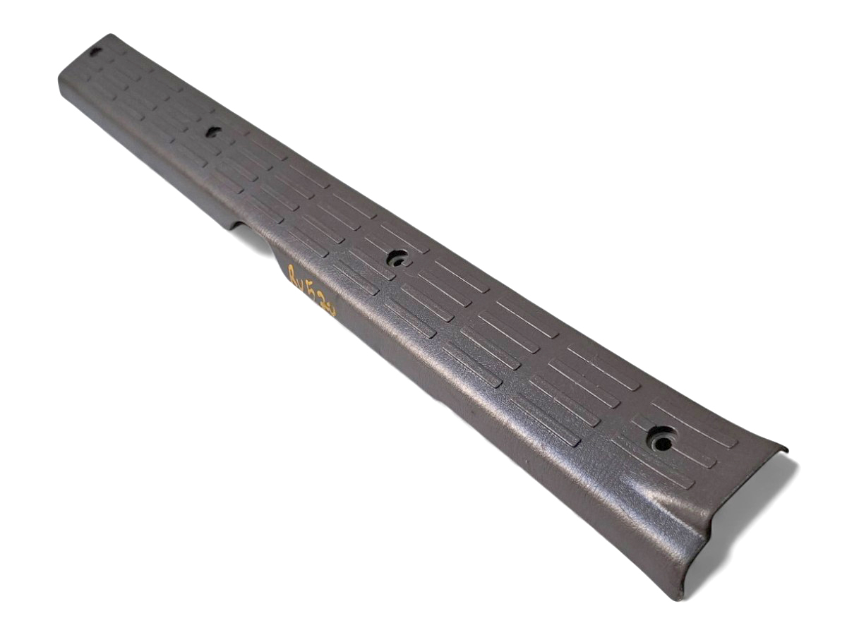 Soleira Porta D/ld Hilux Sw4 97/02 6791335010 Cinza-Escuro