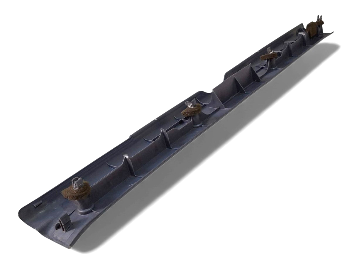 Soleira Porta D/le Hilux Sw4 97/02 6791435010 Cinza - Imagem 3