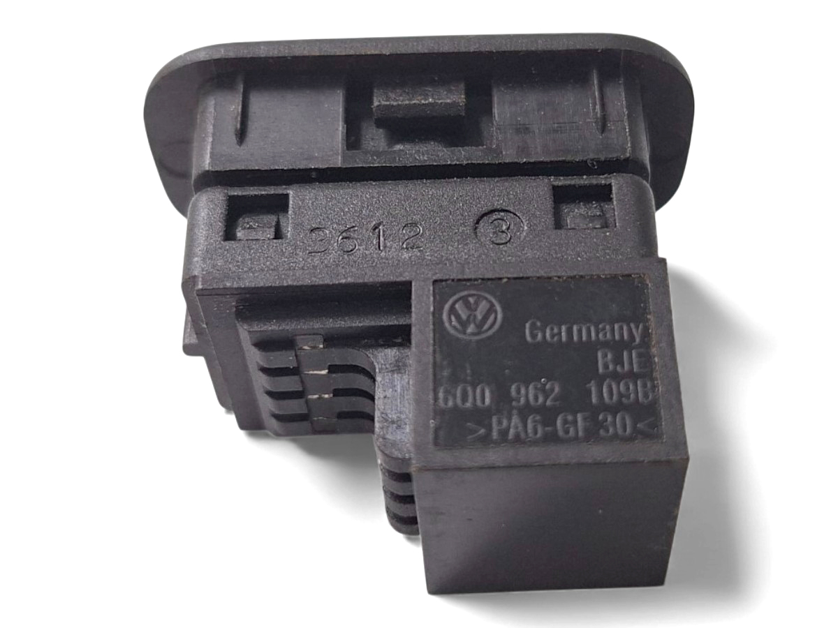 Botão Interruptor Alarme Jetta Amarok 600962109b - Imagem 2