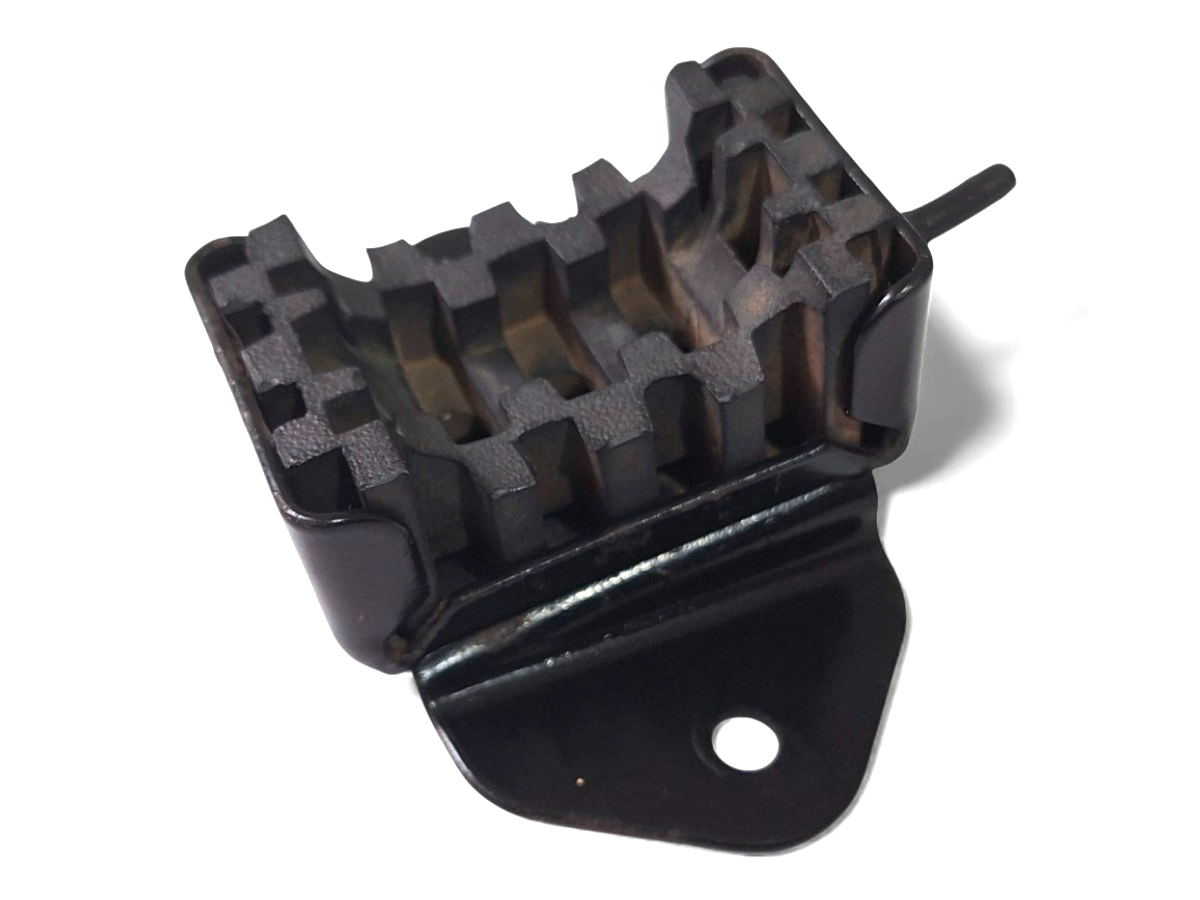 Suporte Do Condensador Ar D20 C20 - Imagem 3