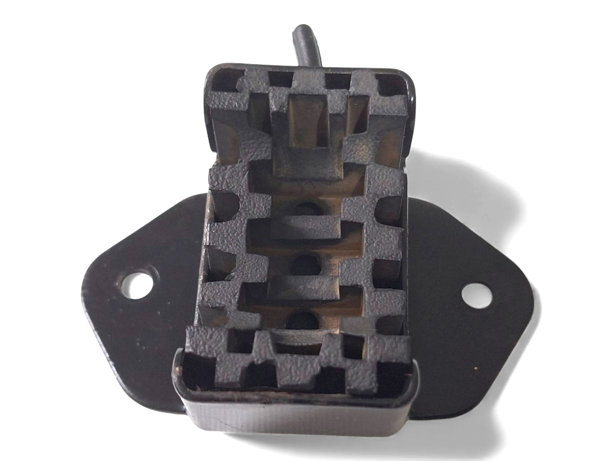 Suporte Do Condensador Ar D20 C20 - Imagem 5