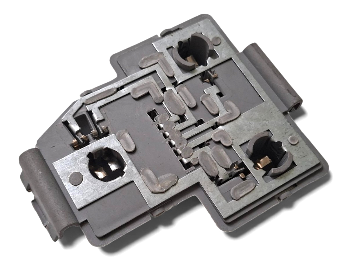 Circuito Soquete Lanterna Tras Belina 84NU13N004A Arteb - Imagem 3