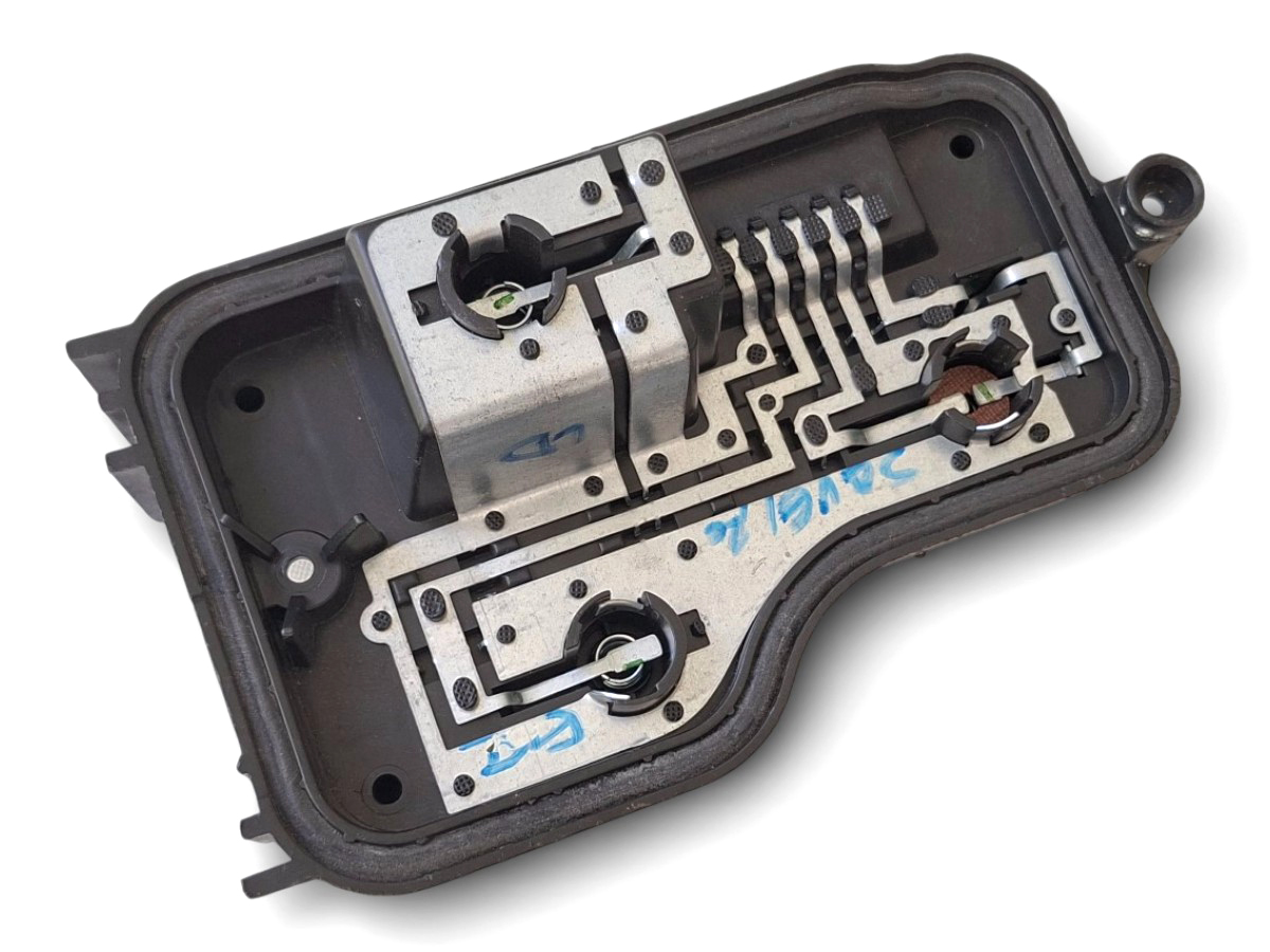 Circuito Soquete Lanterna T/ld Saveiro 10/16 5u7945258